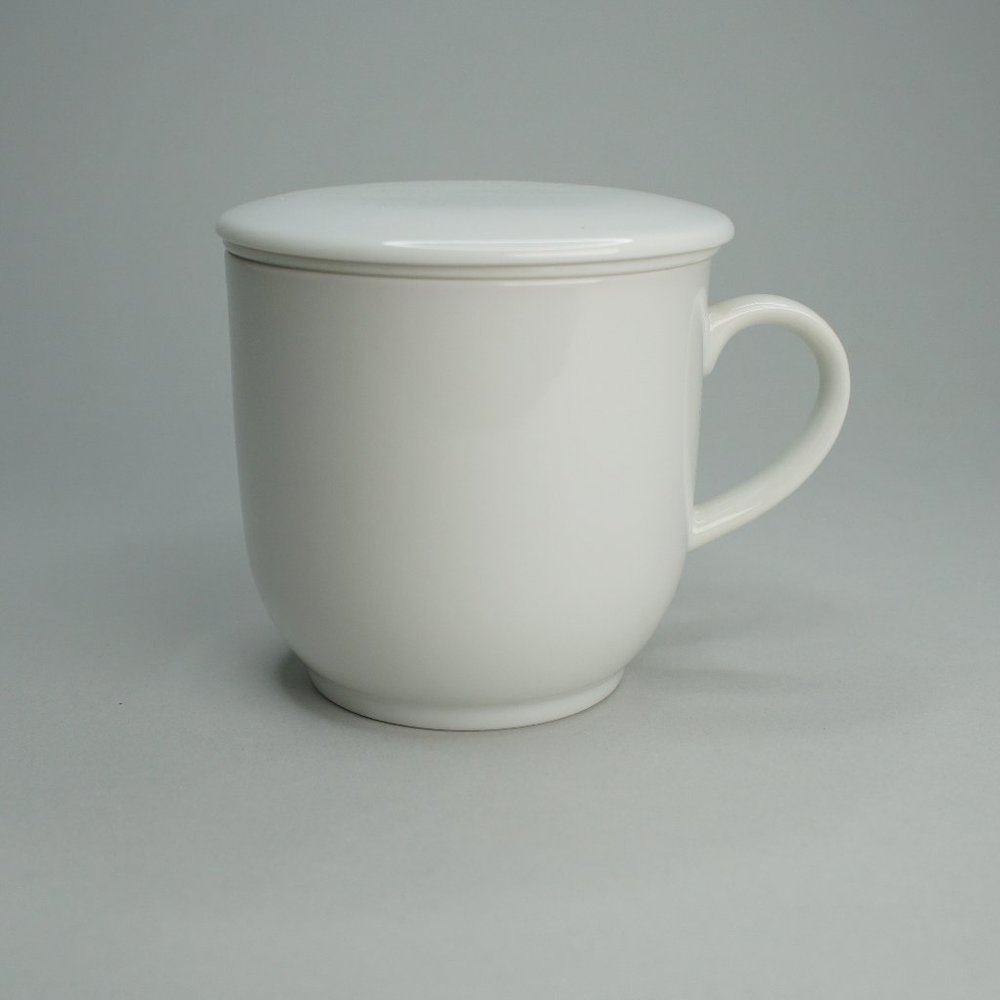 White Porcelain Tea Mug + Lid + Infuser Strainer